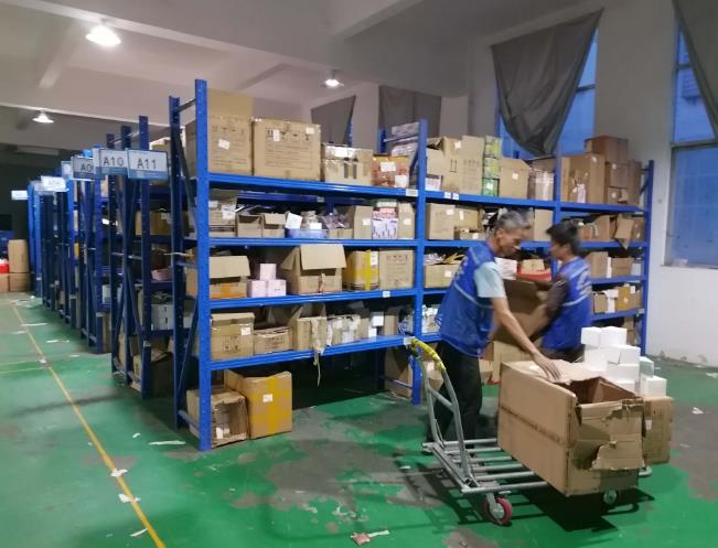 工厂仓库搬迁难题多？可以找我们搬家公司搬